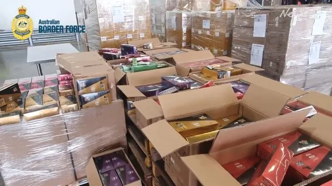 Domestic Vape Delivery Brisbane Warehouse Australian domestic distribution warehouse with order routing system dispatching vape parcels to Brisbane metro addresses where to buy vape Brisbane with fast delivery